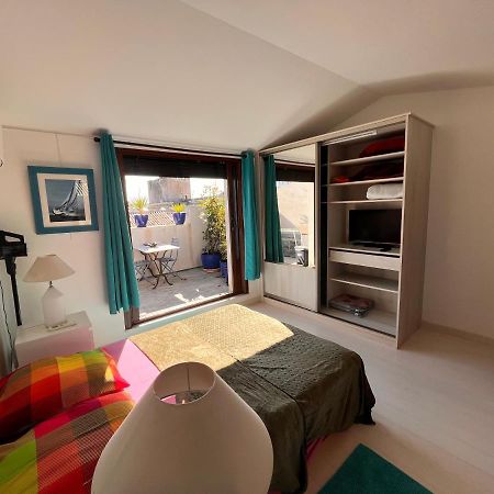 Belle Chambre Spacieuse, Tropezienne, Vue Remparts, Clim, Parking Эг-Морт Экстерьер фото