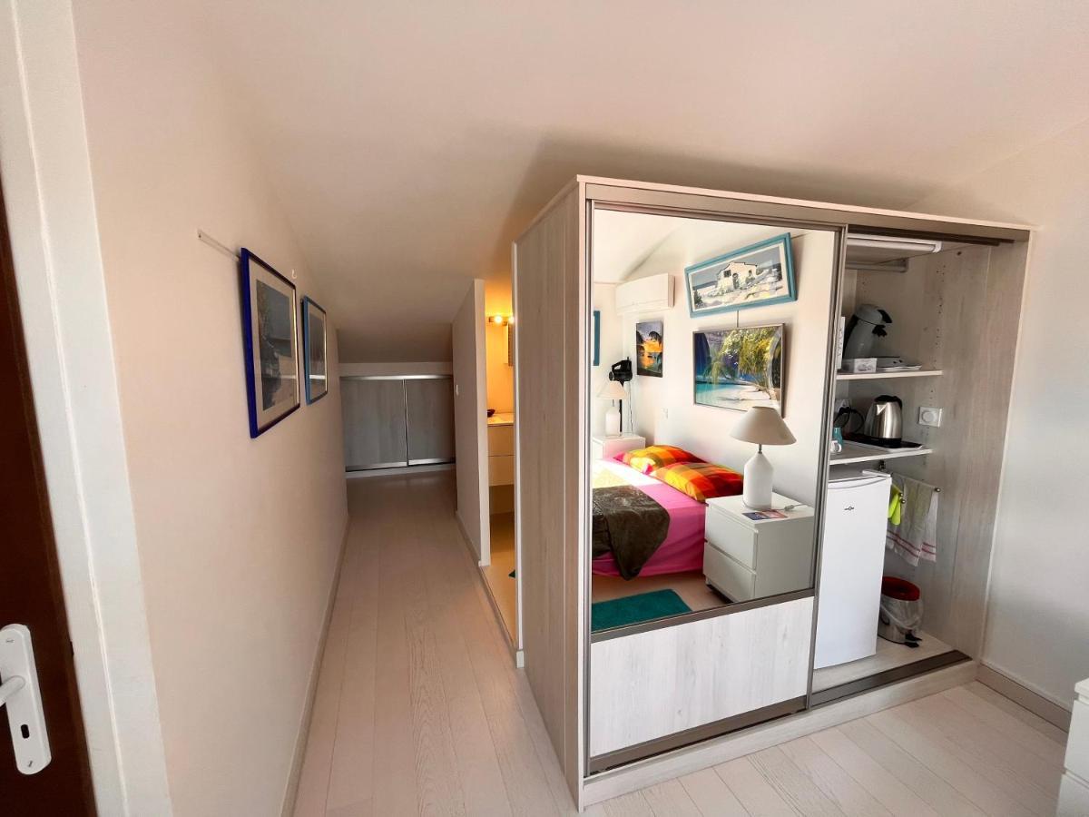 Belle Chambre Spacieuse, Tropezienne, Vue Remparts, Clim, Parking Эг-Морт Экстерьер фото